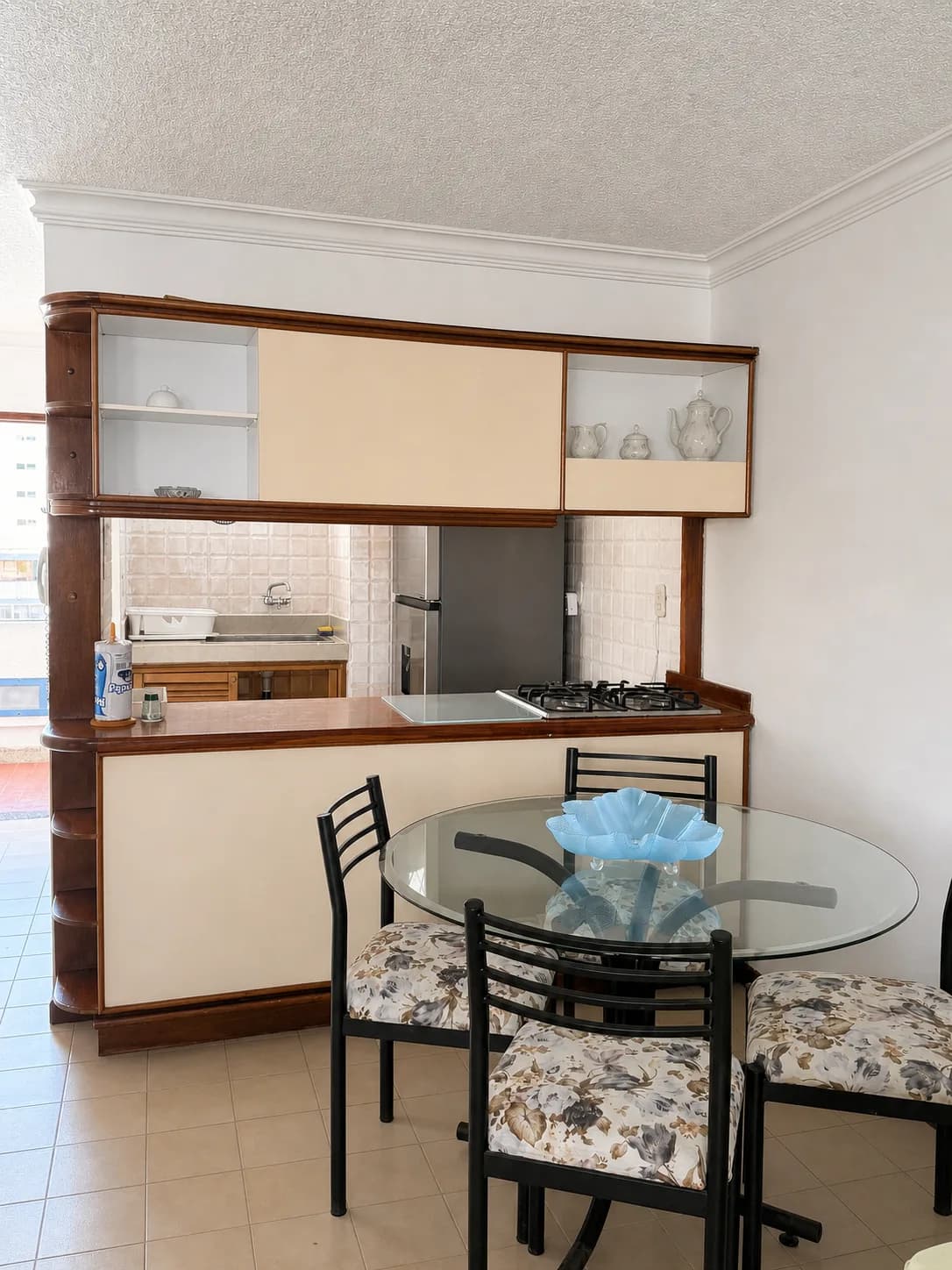 Cocina y comedor de Rodadero Family Residence